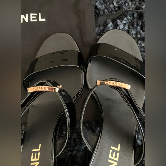 Chanel runway 2022 collection shoes sandals - Picture 6 of 16